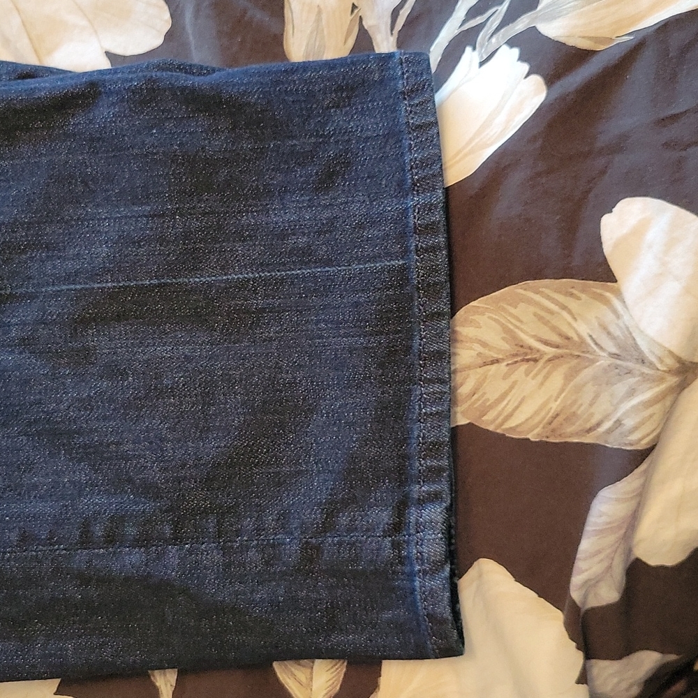 7 For All Mankind Mid Rise Boot - Picture 4 of 4
